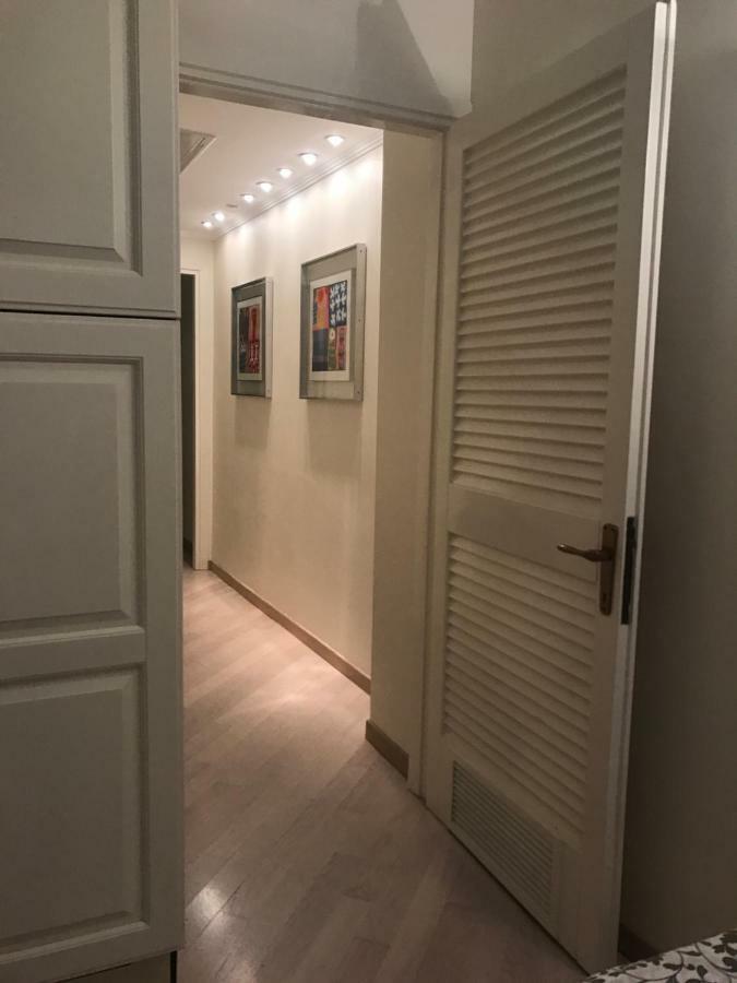 Downtown Apartment Милан Экстерьер фото