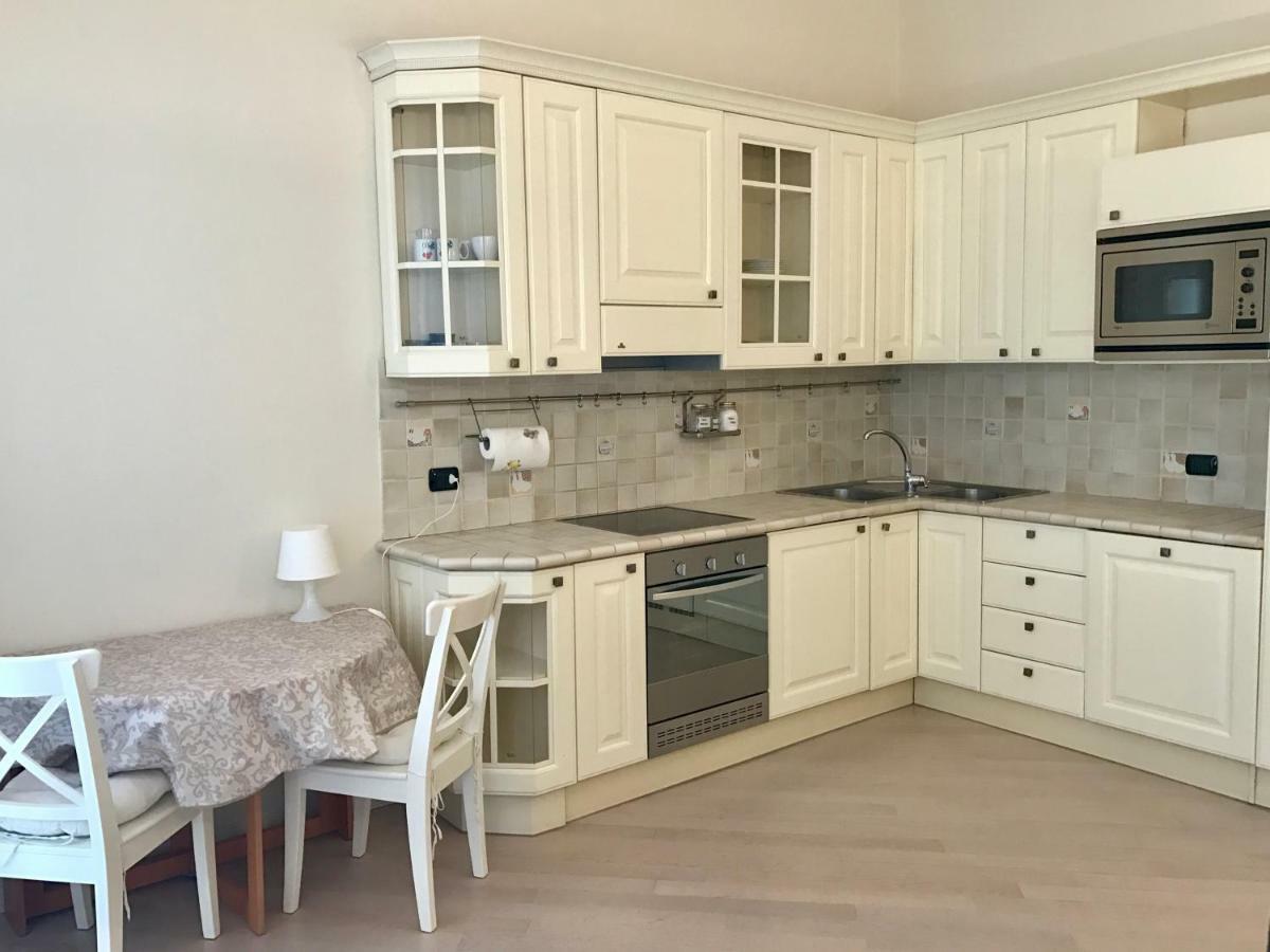 Downtown Apartment Милан Экстерьер фото